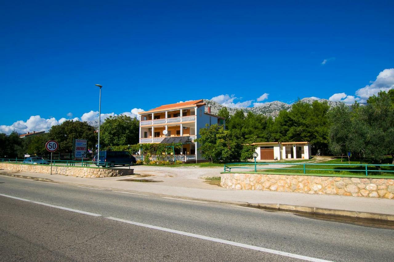 Apartmani Vesna Starigrad Paklenica Exteriör bild